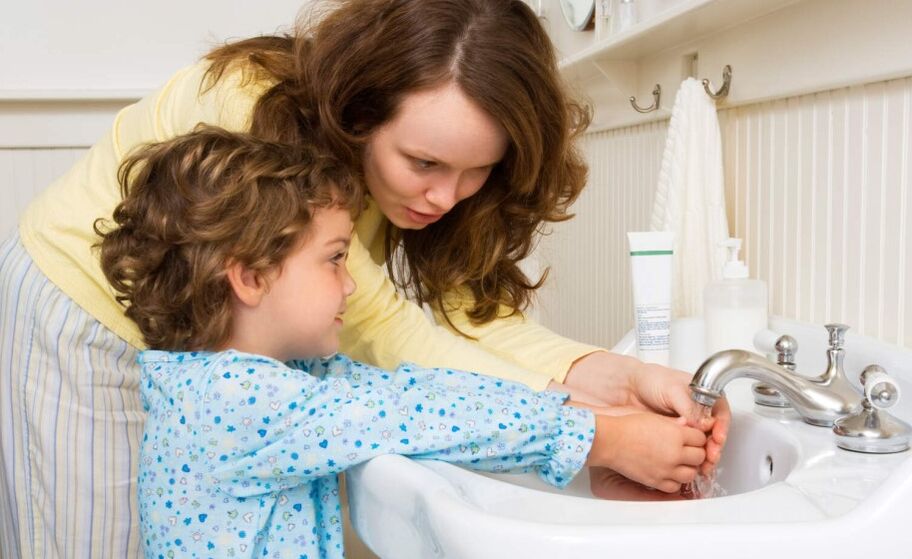 To prevent worms from entering your child's body, you must follow hygiene rules