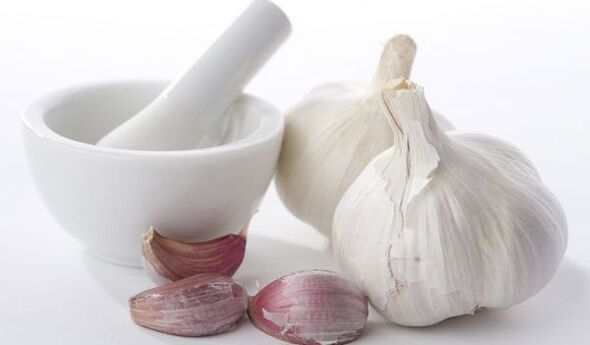 Garlic, effective in destroying parasites